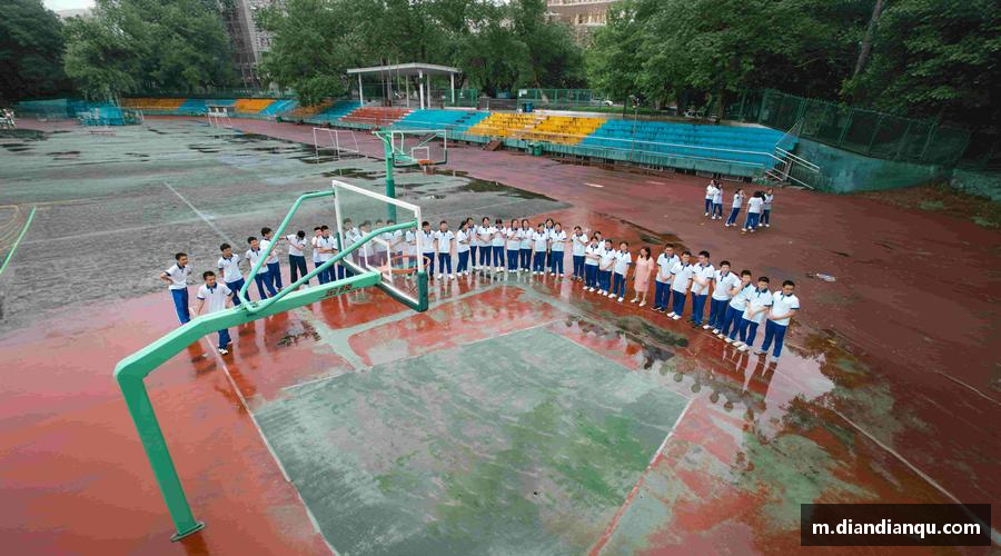 J9.COM·(中国区)官方网站📺高清直播，一键解锁赛场心跳！💥👥